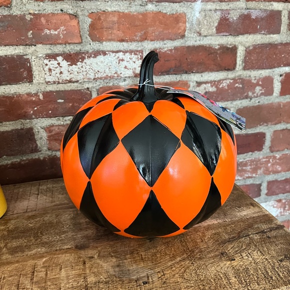 Christian lacroix new with tags, black and orange, gorgeous pumpkin I must have - Picture 8 of 12